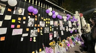 他葬禮非公開，《音樂銀行》為他哀悼，眾多韓國藝人表示悲痛之情