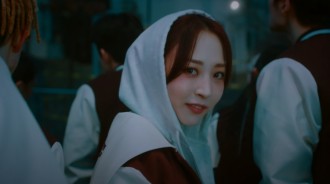 MAMAMOO玟星公開新曲《LUNATIC》MV…舞蹈演員AIKI特別出演