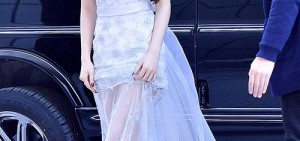 T-ara智妍出席有線TV廣播大獎，「現實版艾莎？」
