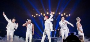 睽違三年後復出的BigBang在首爾演唱會上公開新歌