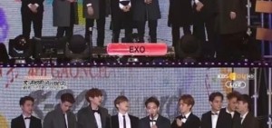 Gaon Chart K-pop Awards EXO獲人氣獎 44%壓倒性得票率