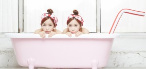 Crayon Pop子團草莓牛奶釋出預告照　雙胞胎姐妹跳進牛奶浴缸