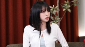 YENA台北首場個唱爆滿 點亮寶島之夜
