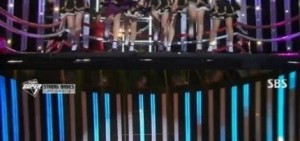 SBS歌謠大戰新人偶像舞台出現音響事故