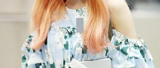 少女時代泰妍機場時尚，「發色又變了？」