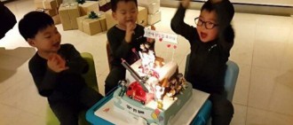 大韓-民國-萬歲五歲了 生日派對認證照