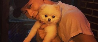 姜東元與愛犬合照，粉絲：「好想變成那隻狗」