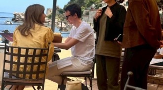 BLACKPINK成員Lisa被目擊與緋聞男友Frédéric Arnault同遊義大利