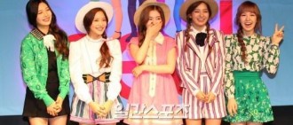 Red Velvet攜新歌「Dumb Dumb」成功回歸