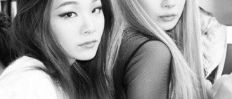 CL公開與親妹妹合照 相似容貌不同魅力