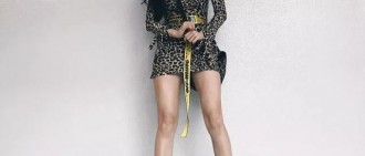 T-ara孝敏的大長腿性感，智妍的大長腿太瘦了！