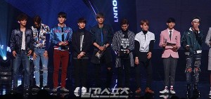 EXO「EXODUS」連續兩周登頂GAON排行榜