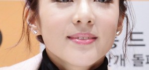 2NE1朴山多拉開通微博 粉絲感慨「終於等到你」