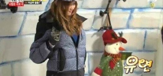 長腿美女李聖經上《Running Man》性感詮釋孫淡妃《瘋了》 - SeoulSunday.com