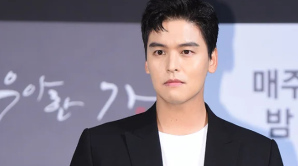 演員李章宇開玩笑談論職業掙扎:“沒有電視劇邀約,我能怎麼辦?” - SeoulSunday.com
