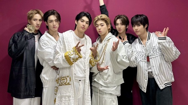 82MAJOR於《It's Live》展現《TROPHY》爆發力樂隊現場演出 - SeoulSunday.com