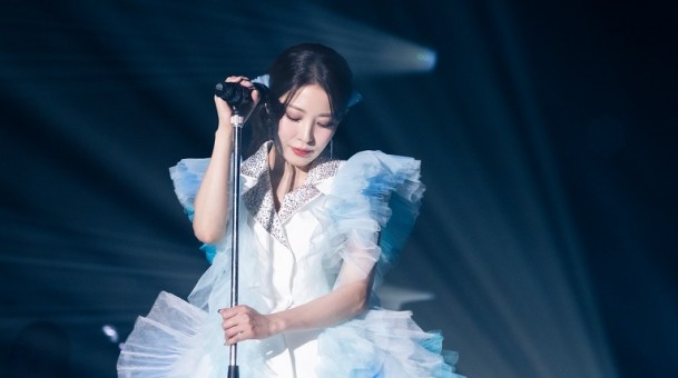 時隔2年,BoA寶兒回歸本業,將於22日發布新專輯 - SeoulSunday.com